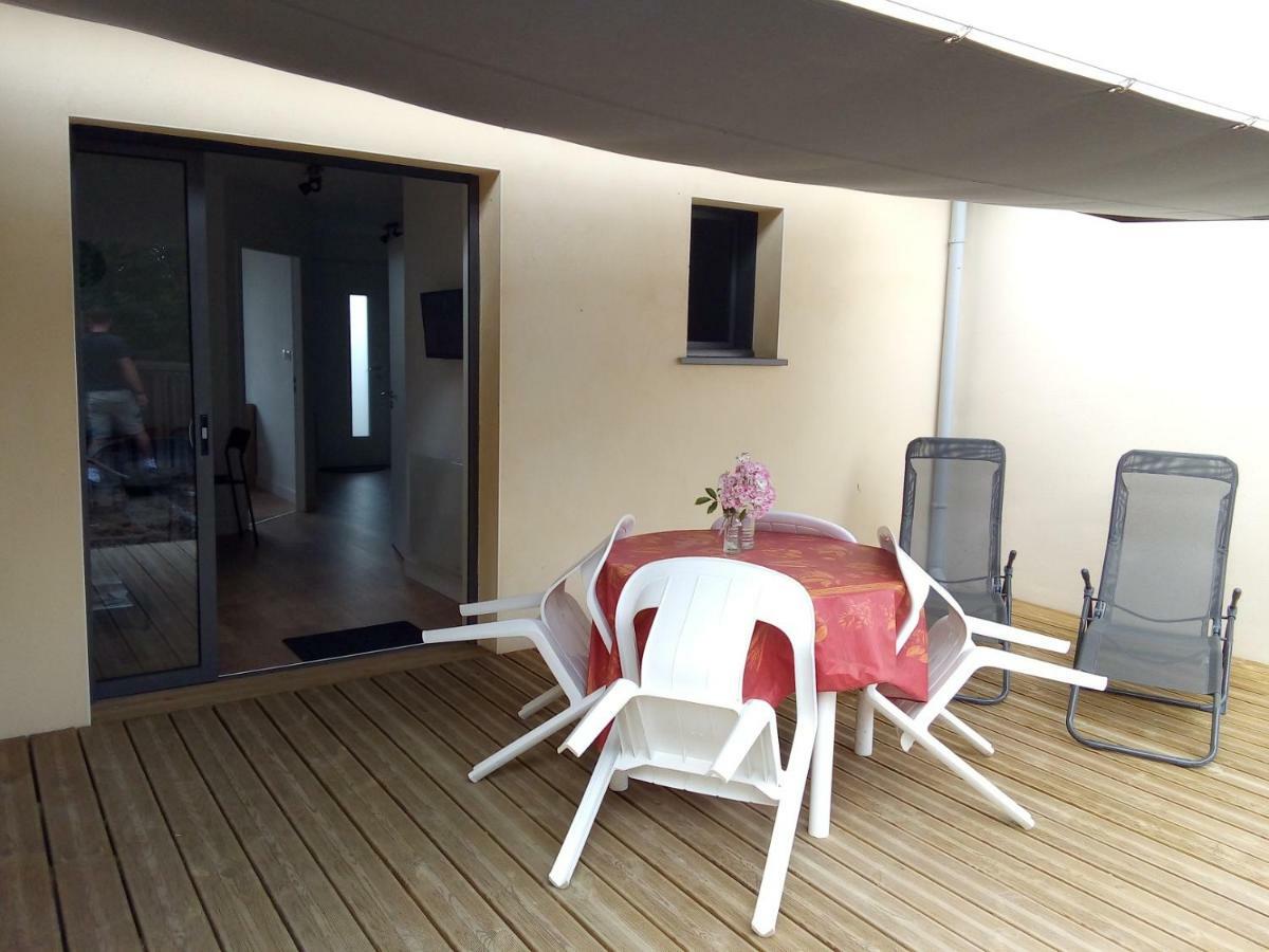 Au Refuge Des Farfas Apartment Saint-Paul-en-Pareds Exterior photo