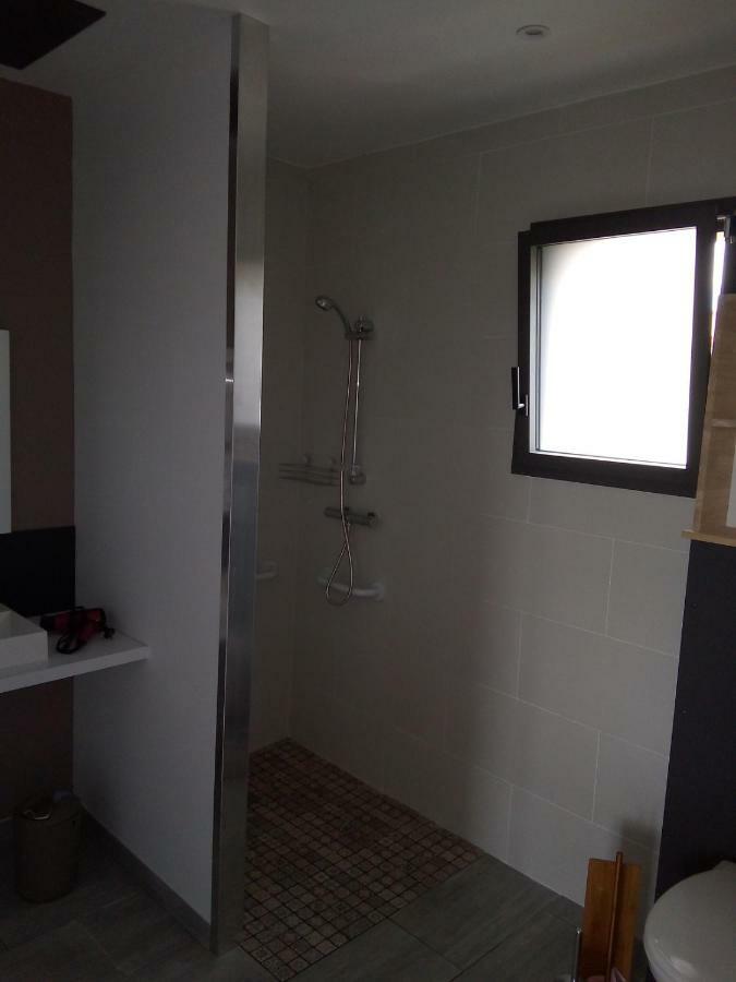 Au Refuge Des Farfas Apartment Saint-Paul-en-Pareds Exterior photo
